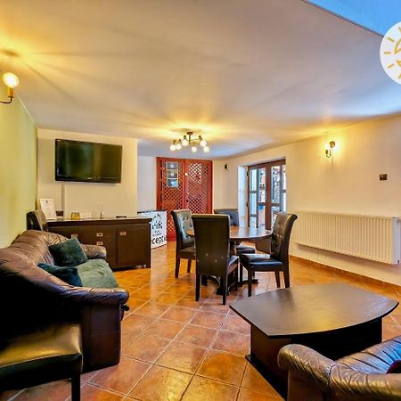 Ferienwohnung Casa Bergwald Rîşnov Exterior foto