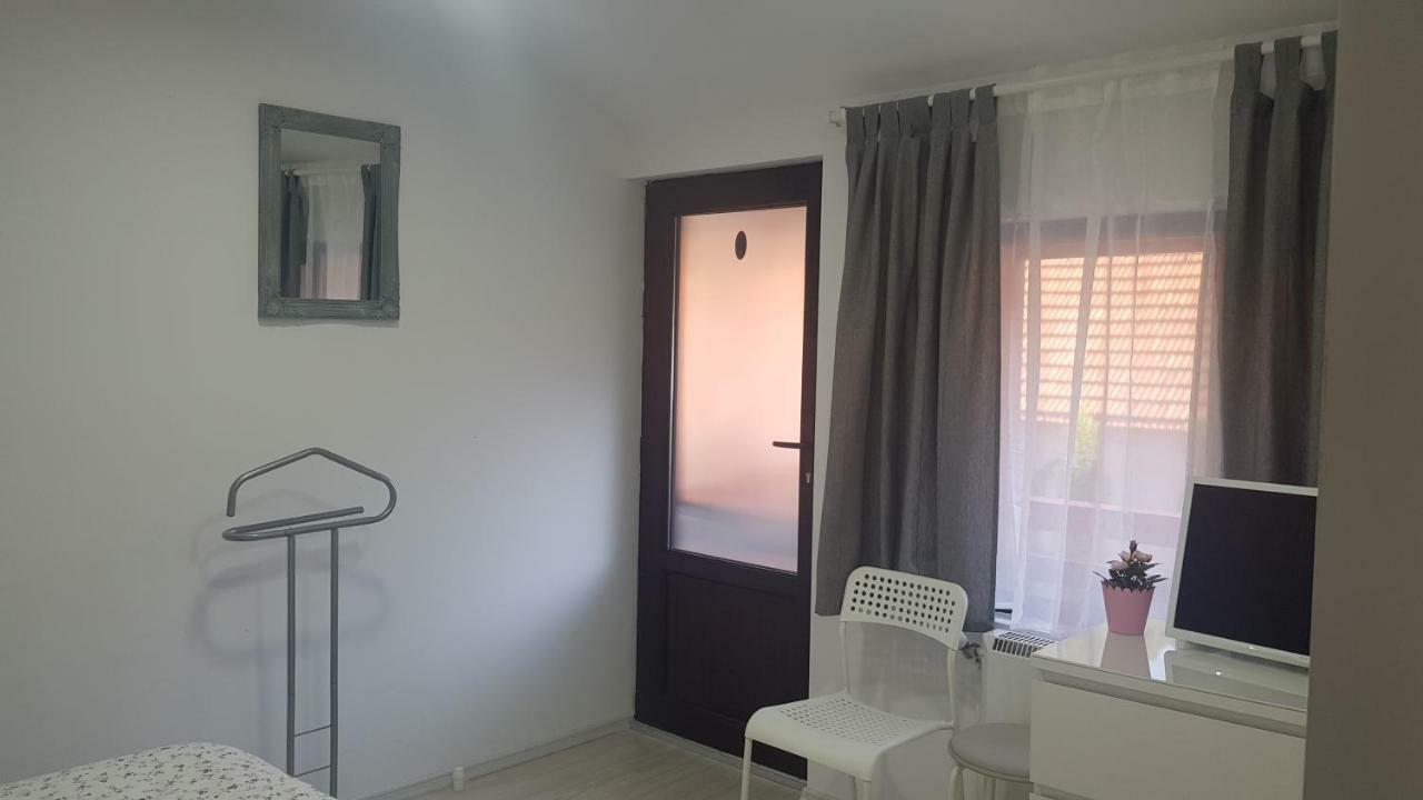 Ferienwohnung Casa Bergwald Rîşnov Exterior foto